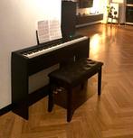 Roland FP 30 digitale piano met bankje, Muziek en Instrumenten, Ophalen, Zo goed als nieuw, Zwart
