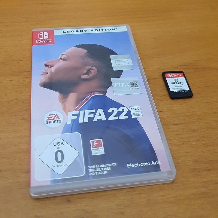 OPRUIMEN | SWITCH | FIFA 22 - Legacy Edition, Spelcomputers en Games, Games | Nintendo Switch, Gebruikt, Sport, 3 spelers of meer