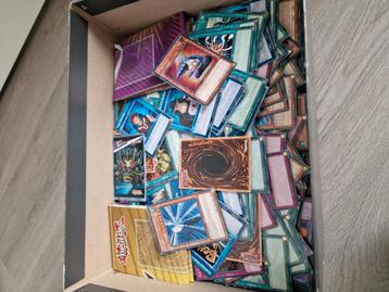 Yu-gi-ho kaarten  beschikbaar voor biedingen