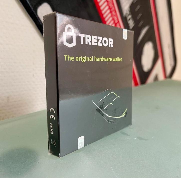 TREZOR Black - The Original Hardware Wallet., Computers en Software, Overige Computers en Software, Nieuw, Ophalen of Verzenden