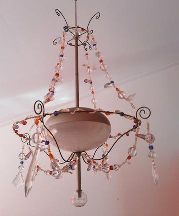 Hanglamp met parels en glitters beschikbaar voor biedingen