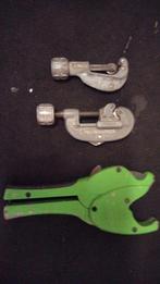2 snij ijzers klein en groot en een pvc knipper groot 60euro, Doe-het-zelf en Verbouw, Gereedschap | Handgereedschap, Ophalen