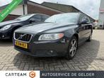 Volvo V70 2.5FT Momentum | Trekhaak | Xenon | Nivomat| Young, Voorwielaandrijving, Gebruikt, 2521 cc, Handgeschakeld