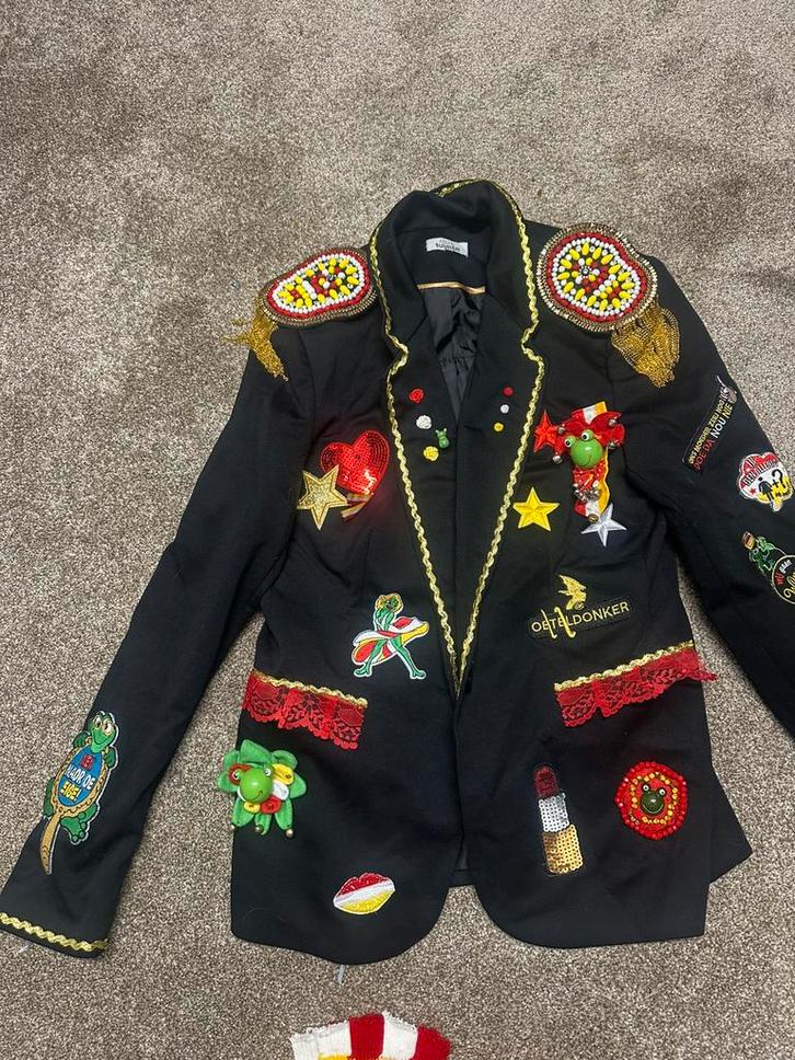 Dames oeteldonk jat met accesoires, Kleding | Dames, Carnavalskleding en Feestkleding, Zo goed als nieuw, Carnaval, Ophalen