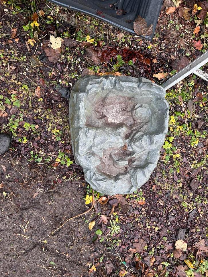 Mooie vijverbak met rotsmotief, Tuin en Terras, Vijvers, Gebruikt, Ophalen