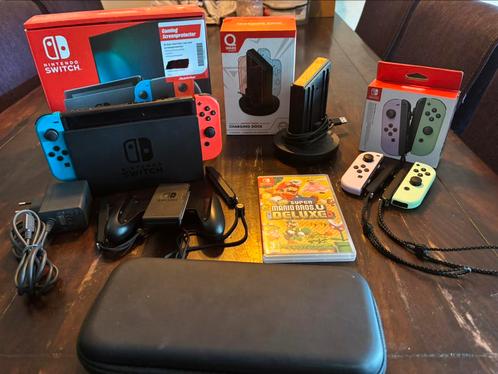 Switch, Spelcomputers en Games, Spelcomputers | Nintendo Switch, Zo goed als nieuw, Switch Original, Met 3 controllers of meer