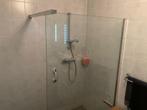 Mooie glazen Douchewand 120x200 met stang bescherming €100,, Ophalen, Zo goed als nieuw