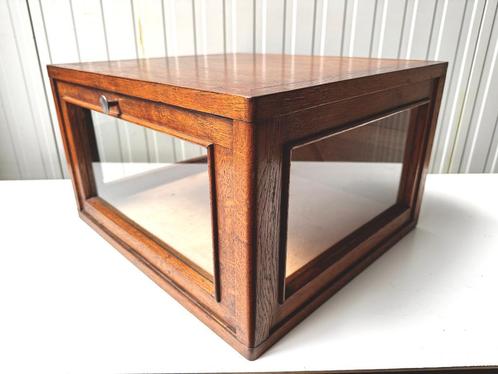 antiek VITRINEKASTJE bakkersvitrine bijzettafel sidetable 19, Huis en Inrichting, Kasten | Vitrinekasten, Zo goed als nieuw, Minder dan 100 cm