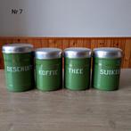 EMAILLE RESEDA GROENE BUSSENSET MET GOUDEN BIES., Antiek en Kunst, Ophalen of Verzenden