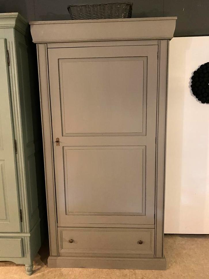 Brocante ééndeurskast Paris, Huis en Inrichting, Kasten | Overige, Zo goed als nieuw, Ophalen of Verzenden