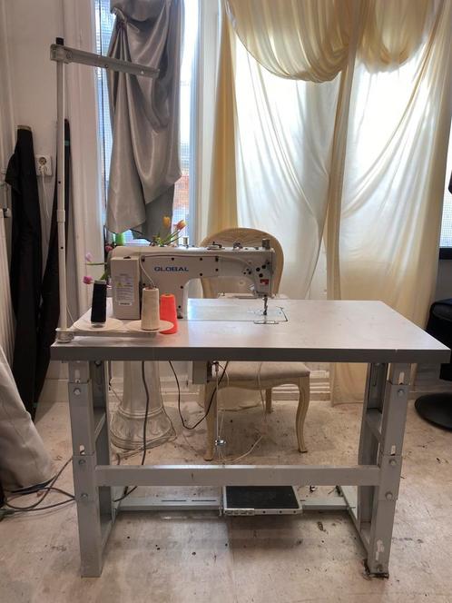 Global 3900DD sewing machine, Hobby en Vrije tijd, Naaimachines en Toebehoren, Overige merken, Ophalen