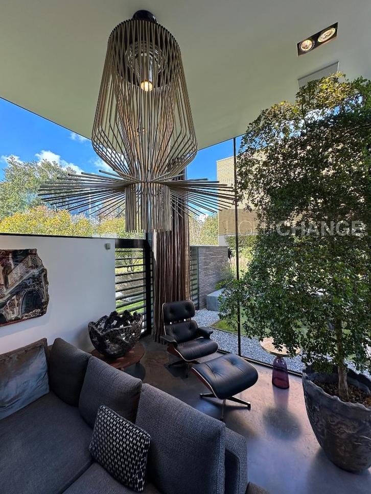 Vitra Lounge Chair Ottoman verschillende kleuren ongebruikt, Huis en Inrichting, Fauteuils, Nieuw, Hout, Leer, Metaal, 75 tot 100 cm