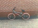Crossfiets - merk Tornado, Fietsen en Brommers, 24 inch of meer, Gebruikt, Staal, Voetsteunen