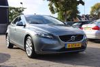 Volvo V40 1.6 T3 MOMENTUM | NAVI | CLIMA | CRUISE | TREKHAAK, Voorwielaandrijving, Gebruikt, Zwart, 4 cilinders