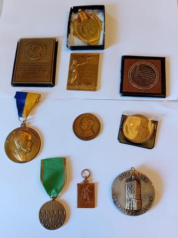 lot Messing brons Plaquette beschikbaar voor biedingen