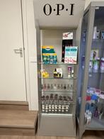 Aluminium vitrinekast met glazen legborden., Ophalen, Met plank(en), Strak, Gebruikt