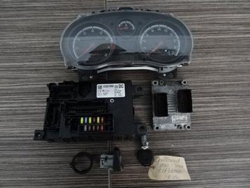ECU Opel Corsa D AUT Z12XEP bj 2010 complete set incl sloten beschikbaar voor biedingen