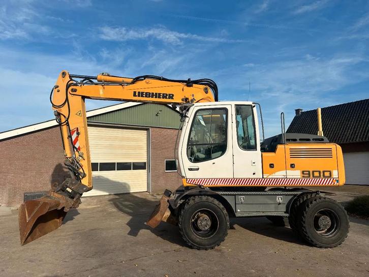 Liebherr A900 C (bj 2008), Zakelijke goederen, Machines en Bouw | Kranen en Graafmachines, Graafmachine