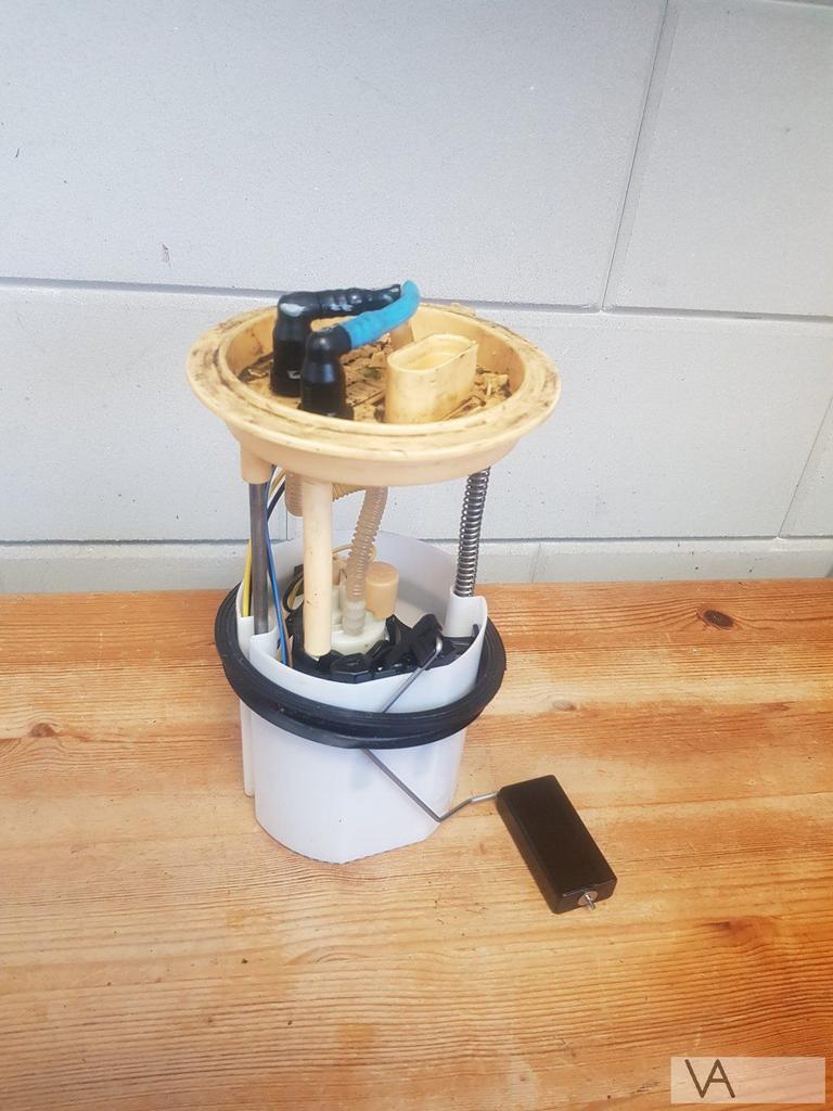 VW Golf 5 6 Audi A3 Seat Leon DIESEL brandstofpomp tank €30, Ophalen of Verzenden, Gebruikt, Volkswagen