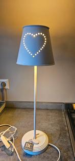 Lief metalen lampje met hartjes kap, Gebruikt, Romantisch, Ophalen of Verzenden, Minder dan 100 cm