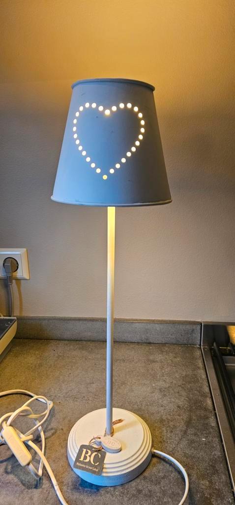 Lief metalen lampje met hartjes kap, Huis en Inrichting, Lampen | Vloerlampen, Gebruikt, Minder dan 100 cm, Metaal, Ophalen of Verzenden