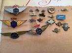 19 speldjes KLM, Verzamelen, Speldjes, Pins en Buttons, Ophalen of Verzenden, Gebruikt, Overige onderwerpen