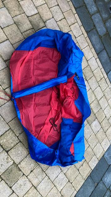 Strandtentje beschikbaar voor biedingen