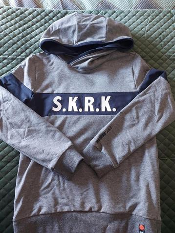 Skurk sweater maat 140 nieuw!