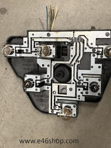 ACHTERLICHT BINNENWERK BMW E39 SEDAN LINKS OE  8363565 beschikbaar voor biedingen