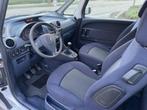 Peugeot 1007 1.4 Nw APK Lage KM Boekjes Elektrische zijschui, Voorwielaandrijving, 15 km/l, 4 cilinders, 4 stoelen