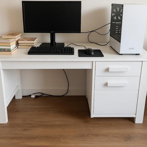 WOOOD Bureau Robin - Wit met Lades, Huis en Inrichting, Bureaus, Gebruikt, Bureau, Ophalen