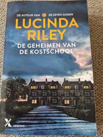 Lucinda Riley - De geheimen van de kostschool beschikbaar voor biedingen