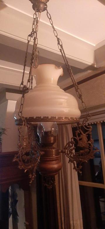 Hanglamp beschikbaar voor biedingen