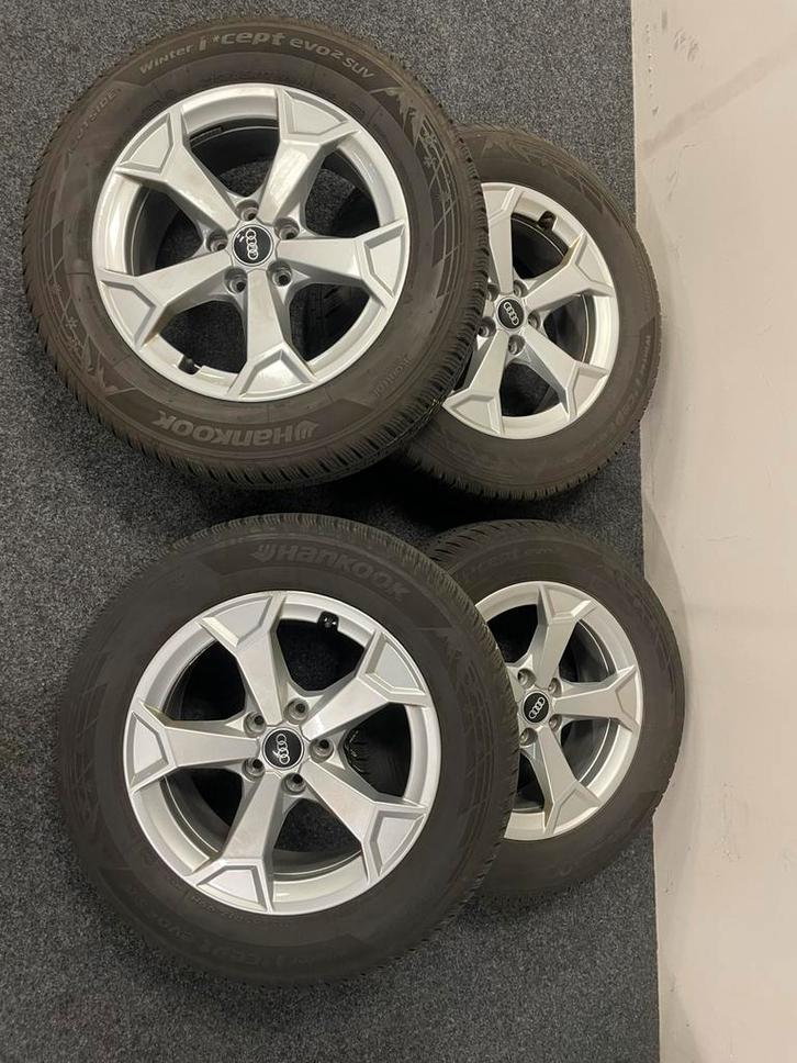 Audi Q3 VW Tiguan 17 inch winterbanden set, Auto-onderdelen, Banden en Velgen, Banden en Velgen, Winterbanden, 17 inch, 215 mm