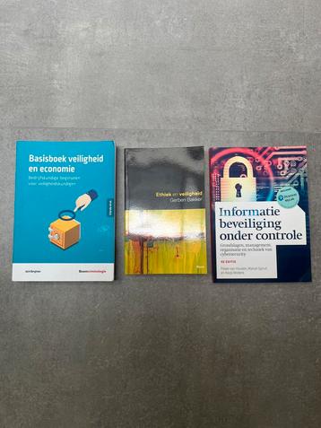 Studieboeken Integrale Veiligheidskunde beschikbaar voor biedingen