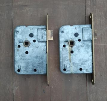 2 Gebruikte Stijlvolle Anker Messing Loopsloten beschikbaar voor biedingen