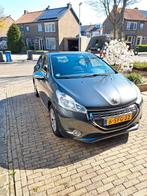 Peugeot 208 1.2 VTI 60KW/82PK 5-D 2013 Grijs, Voorwielaandrijving, 1199 cc, Origineel Nederlands, Handgeschakeld