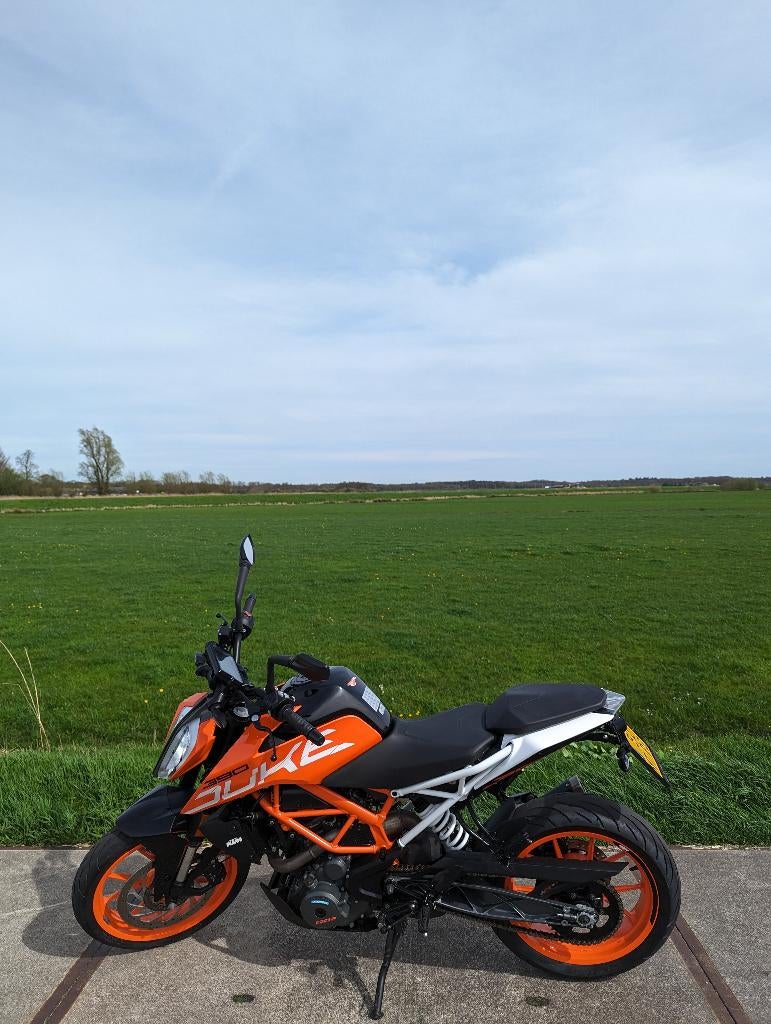 KTM Duke 390 (bj 2020), Particulier, 373 cc, Minimaal motorrijbewijs A2, ABS