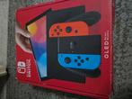 nintendo switch oled nieuw met 68 spellen  ruilen of te koop, Switch OLED, Met games, Met 2 controllers, Nieuw