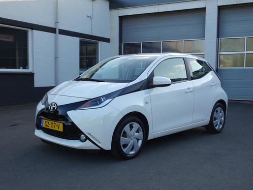 Toyota Aygo 1.0 VVT-i x-nav Airco, navigatie, elektr spiegel, Auto's, Toyota, Te koop, Aygo, ABS, Achteruitrijcamera, Airbags