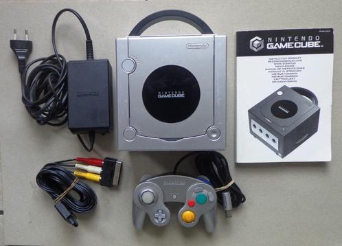 Gamecube Silver + originele Silver controller + kabels, Spelcomputers en Games, Spelcomputers | Nintendo GameCube, Gebruikt, Zilver