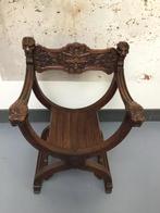 Neo-Renaissance Savonarola Dante Armstoel Gesneden Eikenhout, Ophalen