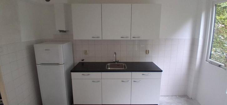 Kleine keuken en koelkast (Ook los te kopen van elkaar), Huis en Inrichting, Keuken | Complete keukens, Zo goed als nieuw, Ophalen