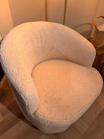 Mooie fauteuil in teddy-stof beschikbaar voor biedingen