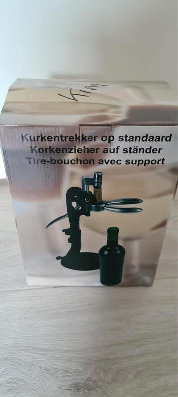 Kurkentrekker op standaard nieuw beschikbaar voor biedingen