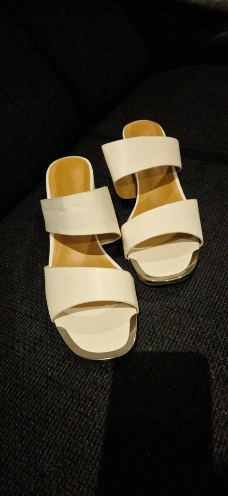 Simpele Bruidsschoenen - Maat 40 - Nieuw!, Kleding | Dames, Schoenen, Ophalen of Verzenden