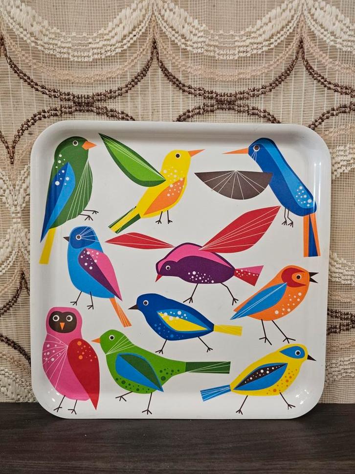 Ikea kunstof Barbar dienblad gekleurde vogels, Huis en Inrichting, Woonaccessoires | Dienbladen, Zo goed als nieuw, Kunststof