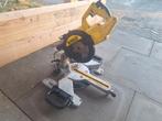 DeWalt DWS774 afkortzaag zaagmachines, Doe-het-zelf en Verbouw, ., 600 tot 1200 watt, Ophalen of Verzenden, Zo goed als nieuw