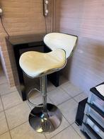 Verstelbare kruk 2 stuks, Huis en Inrichting, 1 kruk, Ophalen, Gebruikt, 60 tot 90 cm