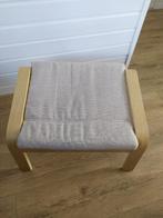 Ikea poang voetenbank Berken Fineer met beige kussen z.g.a.n, Huis en Inrichting, Banken | Voetenbanken en Poefen, Ophalen, 50 tot 75 cm